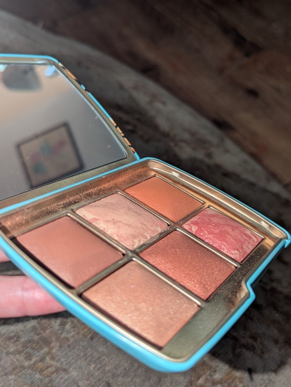 TIGER palette. Hourglass Ambient Lighting. - Picture 6 of 10